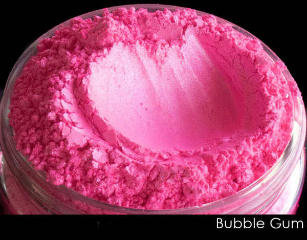 Make Some Glossy Gloss With Me – DIY Lip Gloss Kit
